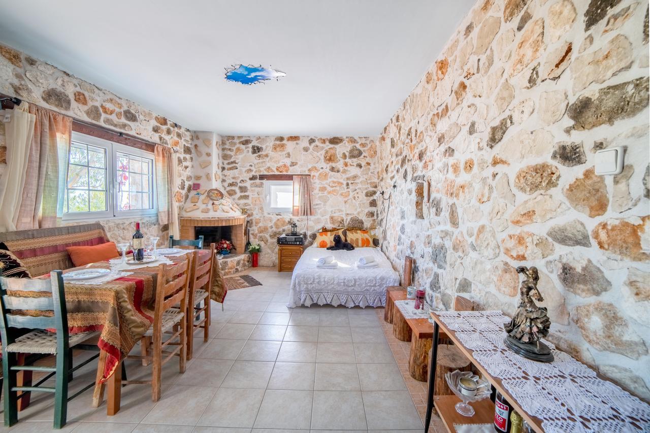 הוילה Agalás Lithahiro Stone House מראה חיצוני תמונה